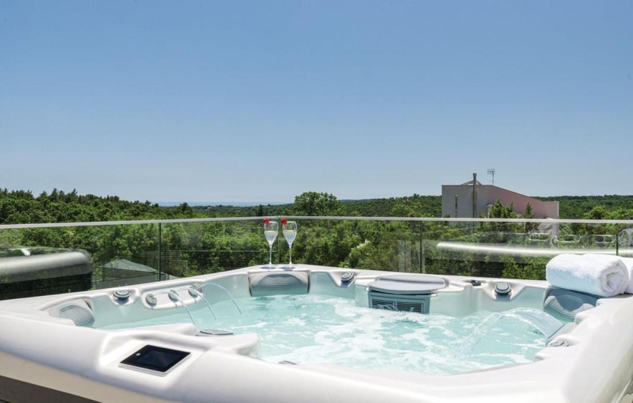 Villa Izabel With Hot Whirpool Крница Экстерьер фото